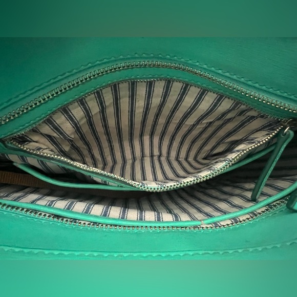 Dooney & Bourke Tote Bag - Picture 16 of 17